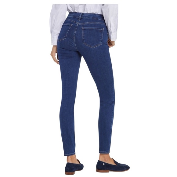 NYDJ LIFT & TUCK TECHNOLOGY MEDIUM  WASH SKINNY JEAN SZ 4 - Picture 4 of 13